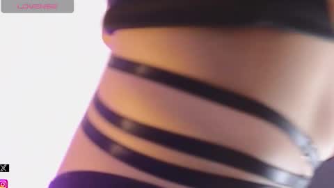 treywinters_ online show from January 19, 2:26 am