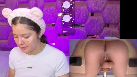 Snapshot of trianna__ chatting on December 5, 1:42 pm Trianna online show from December 5, 1:42 pm