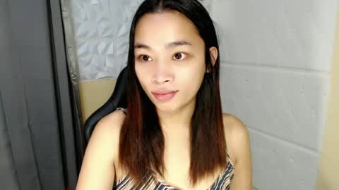 Snapshot of tricia_slut chatting on July 17, 12:17 am tricia_slut online show from July 17, 12:17 am