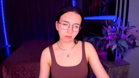 Snapshot of triciadaisy chatting on May 22, 5:07 pm TriciaDaisy online show from May 22, 5:07 pm