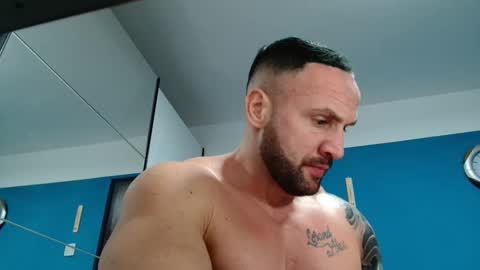 Snapshot of tridentmuscles chatting on January 22, 10:26 pm tridentmuscles online show from January 22, 10:26 pm