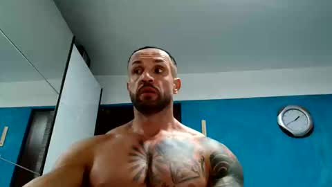 Snapshot of tridentmuscles chatting on October 1, 10:43 am tridentmuscles online show from October 1, 10:43 am