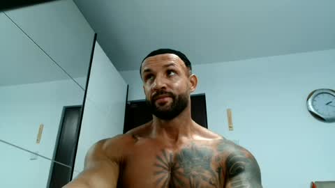 Snapshot of tridentmuscles chatting on June 22, 11:18 am tridentmuscles online show from June 22, 11:18 am