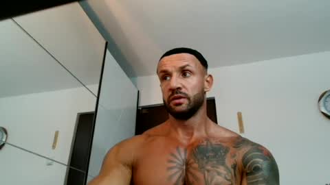 Snapshot of tridentmuscles chatting on June 24, 10:25 am tridentmuscles online show from June 24, 10:25 am