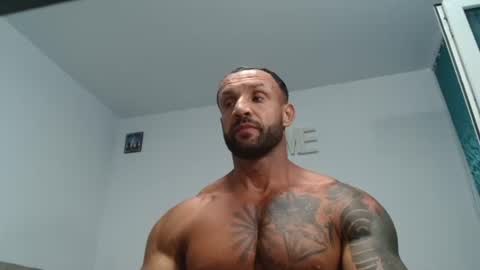 Snapshot of tridentmuscles chatting on July 5, 9:33 pm tridentmuscles online show from July 5, 9:33 pm