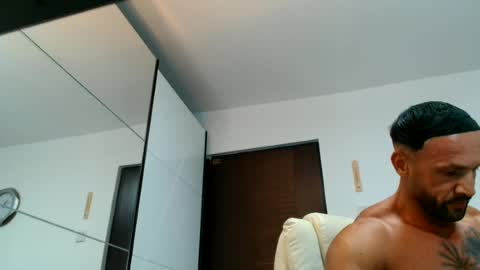 Snapshot of tridentmuscles chatting on July 6, 7:49 pm tridentmuscles online show from July 6, 7:49 pm