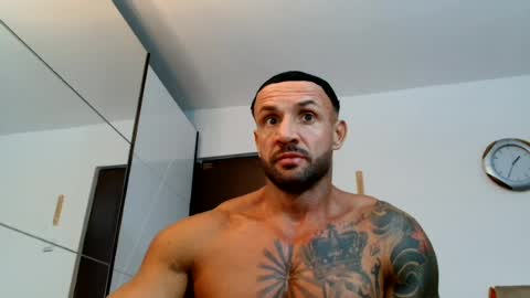 Snapshot of tridentmuscles chatting on July 11, 10:55 pm tridentmuscles online show from July 11, 10:55 pm