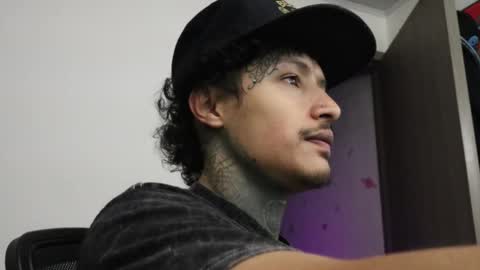 - trieone online show from October 14, 11:05 pm