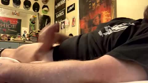 Snapshot of triller402 chatting on April 9, 6:13 pm triller402 online show from April 9, 6:13 pm