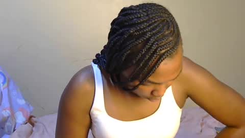 Snapshot of trina_z chatting on July 25, 7:33 pm trina_z online show from July 25, 7:33 pm
