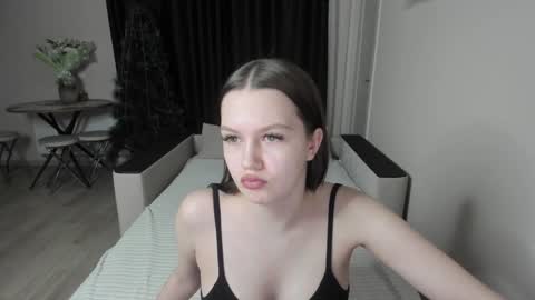 Snapshot of triple_sec_ chatting on December 7, 1:18 pm AnyaMarkPvt is open online show from December 7, 1:18 pm