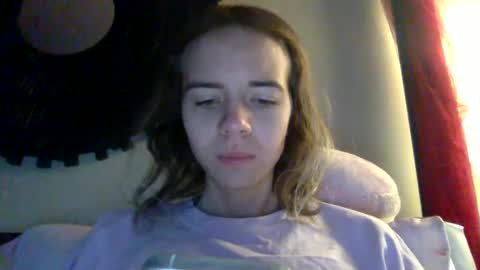 trippybb222 online show from November 17, 12:22 pm