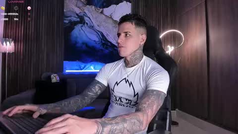 Snapshot of trisstan_ chatting on October 20, 6:19 pm Alexander online show from October 20, 6:19 pm