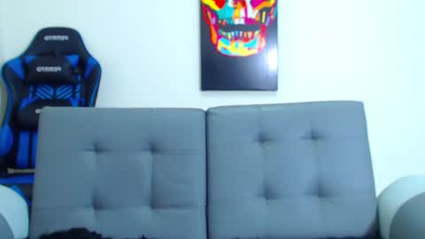 Snapshot of tristan_bm chatting on January 13, 2:21 pm tristan bm online show from January 13, 2:21 pm