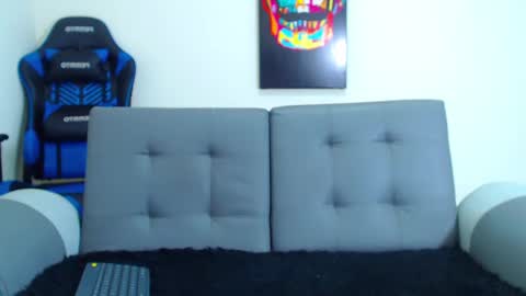 Snapshot of tristan_bm chatting on January 16, 11:59 pm tristan bm online show from January 16, 11:59 pm