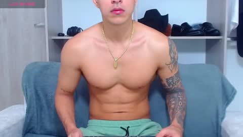 Snapshot of tristan_bm chatting on October 12, 12:26 pm tristan bm online show from October 12, 12:26 pm