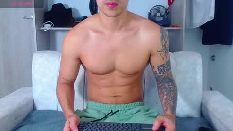 Snapshot of tristan_bm chatting on November 20, 12:16 pm tristan bm online show from November 20, 12:16 pm