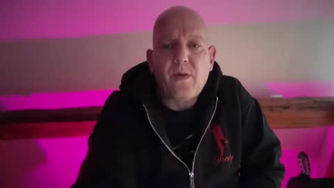 Triton online show from November 21, 12:15 pm