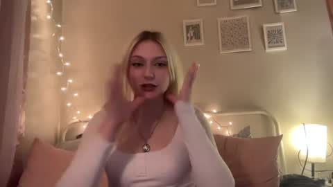 Trixi online show from July 29, 6:11 am