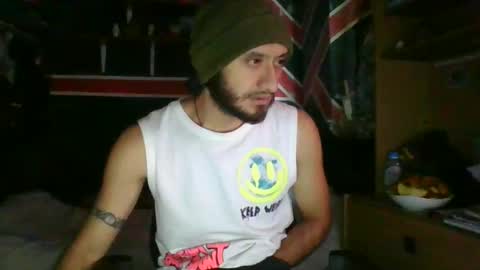 Snapshot of trizquelmen chatting on January 17, 12:52 pm Andrew online show from January 17, 12:52 pm