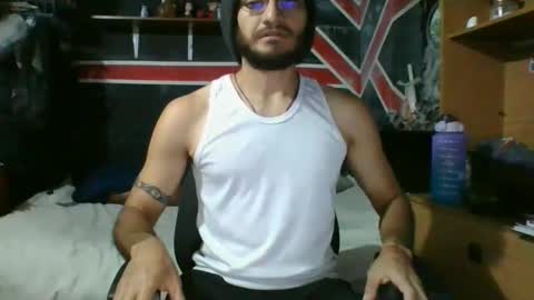 Snapshot of trizquelmen chatting on January 26, 5:56 am Andrew online show from January 26, 5:56 am