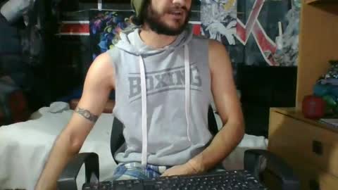 Snapshot of trizquelmen chatting on February 4, 1:38 pm Andrew online show from February 4, 1:38 pm