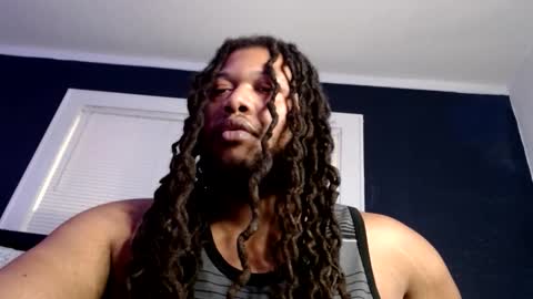 Snapshot of trmdstrong chatting on December 16, 11:43 pm Trmdstrong online show from December 16, 11:43 pm