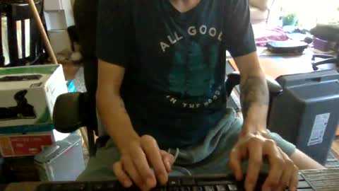 troal93 online show from August 3, 8:23 pm