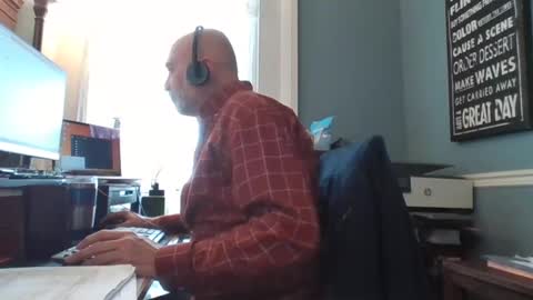 Snapshot of trodgers136 chatting on February 24, 4:04 pm TRodgers online show from February 24, 4:04 pm