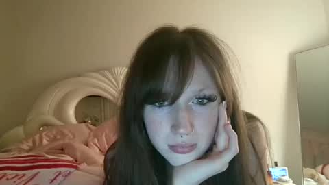 Snapshot of trophytranny chatting on May 22, 2:19 am trophytranny online show from May 22, 2:19 am