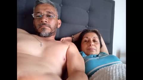 tropicosoleado online show from June 6, 10:36 pm