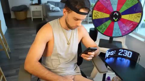 Troy Green online show from September 11, 9:04 pm