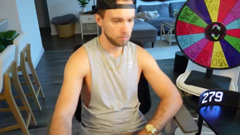 Troy Green online show from September 19, 9:15 pm