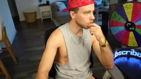 Troy Green online show from December 3, 10:08 pm