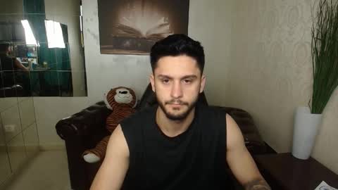 Snapshot of troywade chatting on May 8, 4:40 am TroyWade online show from May 8, 4:40 am