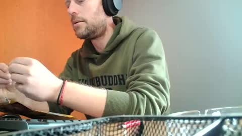 Snapshot of truble_78 chatting on February 19, 10:01 am truble_78 online show from February 19, 10:01 am