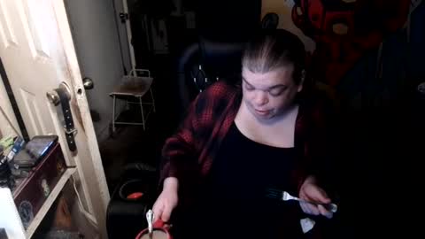 Anne online show from June 23, 9:07 am