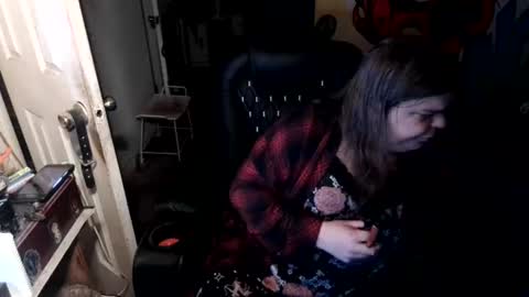 Anne online show from July 11, 8:06 am