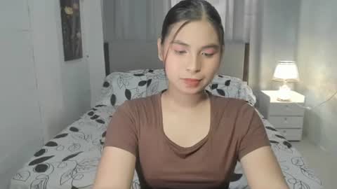 Snapshot of ts_barbie28 chatting on February 27, 5:45 am KC online show from February 27, 5:45 am