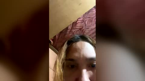 Snapshot of ts_ladycarla19 chatting on April 30, 10:54 am Carla online show from April 30, 10:54 am