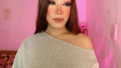 Snapshot of ts_romantika69 chatting on June 20, 7:44 am The Girl Named Romantika online show from June 20, 7:44 am