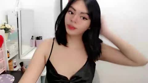 Snapshot of ts_vexana chatting on October 15, 6:02 am Dhalia online show from October 15, 6:02 am