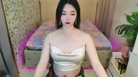 ts_yoshi_ online show from March 17, 11:24 am