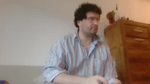 Snapshot of tsartan111 chatting on June 11, 5:33 pm tsartan111 online show from June 11, 5:33 pm