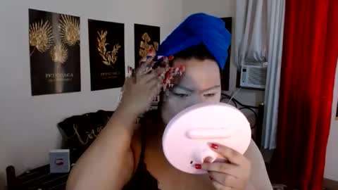 Snapshot of tsbrianabankhugecock chatting on November 24, 5:29 am brianna online show from November 24, 5:29 am