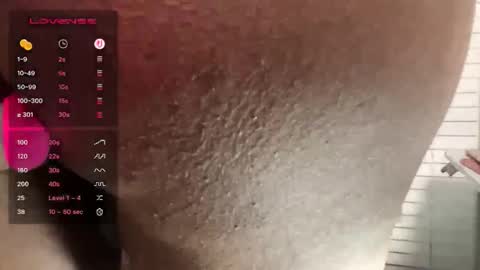 Snapshot of tsfoxx chatting on November 19, 3:17 am tsfoxx online show from November 19, 3:17 am