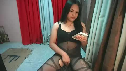 tsfucking_yurixxx online show from March 7, 9:50 am