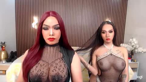 Snapshot of tsgrandshow chatting on January 17, 3:45 am tsgrandshow online show from January 17, 3:45 am