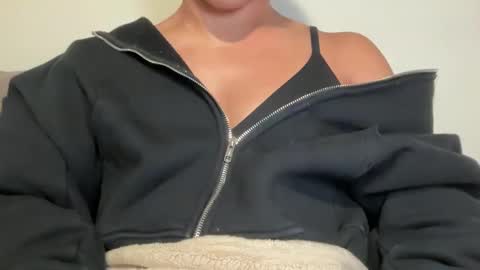 tsj777 online show from October 2, 10:11 am