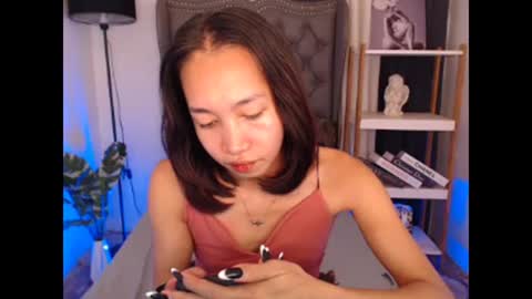 tskitty_girl online show from October 18, 2:47 am